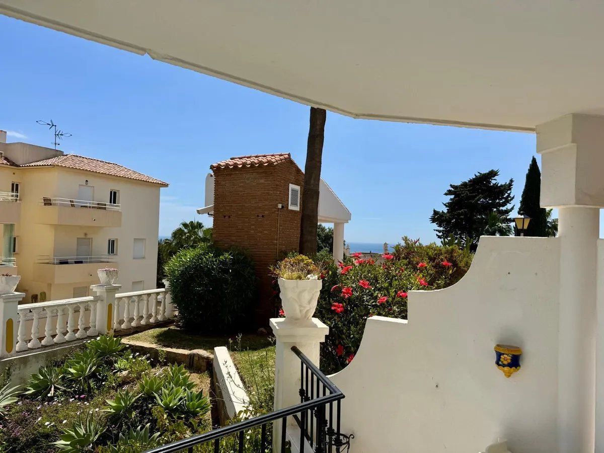 8d0cb01a-724c-4437-ba9d-b09c9dde99db