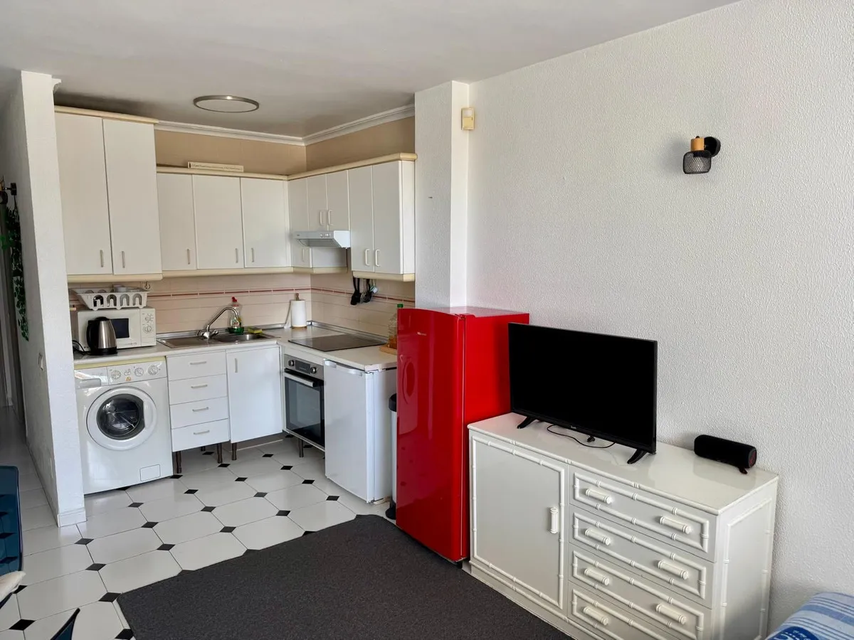 b4146f6b-2979-4971-a36d-3b8fbf64a45c