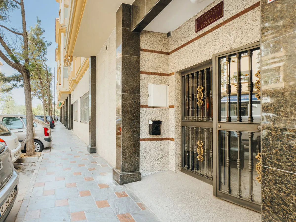 9f5274df-84d2-4fc1-bd07-3ade6a72af2c