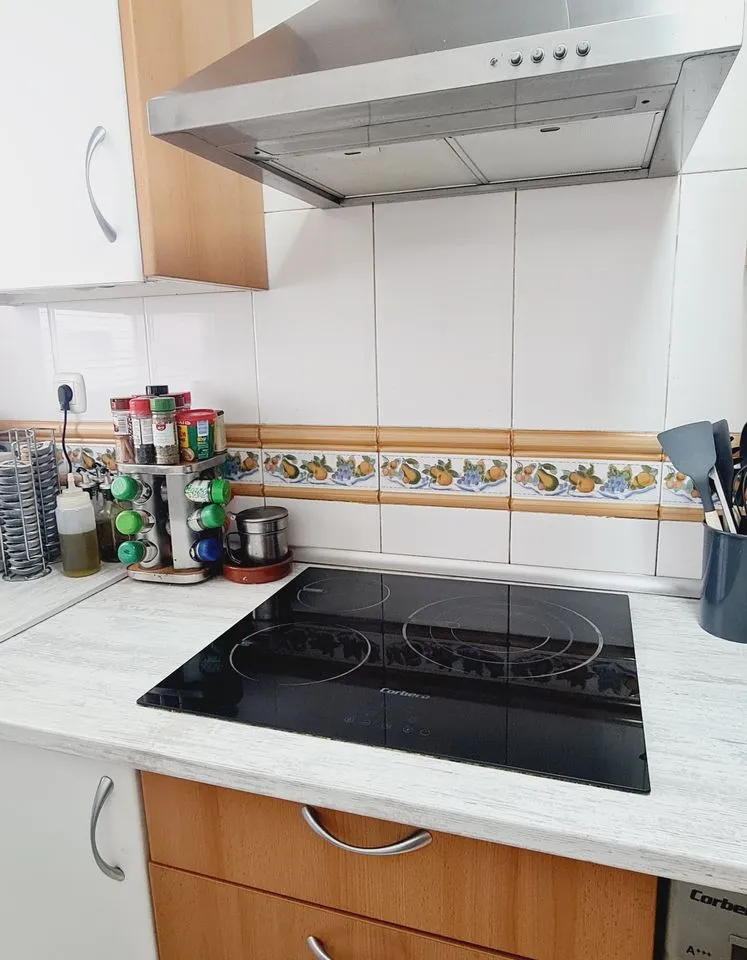 c9b8815c-d8f4-4382-aeca-e801cea0d0e1