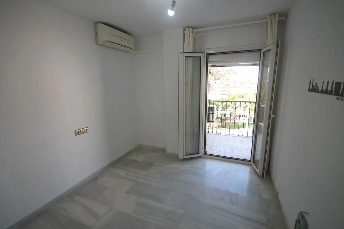 142738b8-286f-4a21-93a9-a8f468142b20