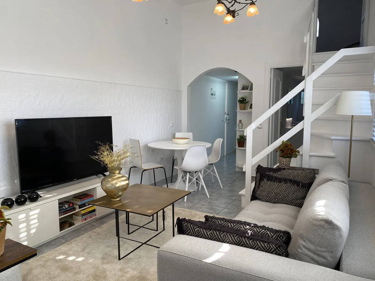 50a4231c-2569-42cc-8d56-851c45c03c54