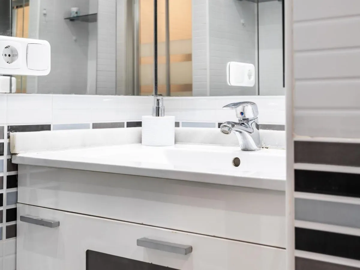 b00e3c24-8940-4894-9762-5a5a330c55c5