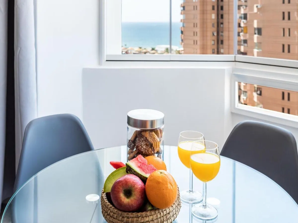 ea97dc2d-a225-40c2-9bae-524bd3d8431a