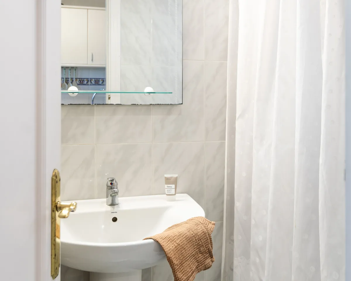 0aa2e3bf-ffbf-4b39-a487-3f2d46a5a60d