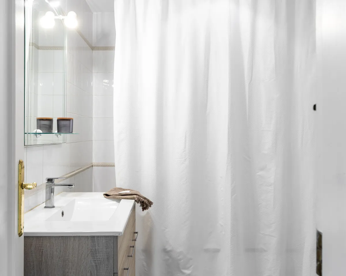 840d4b5e-f195-48f6-9829-3a200f47d03e