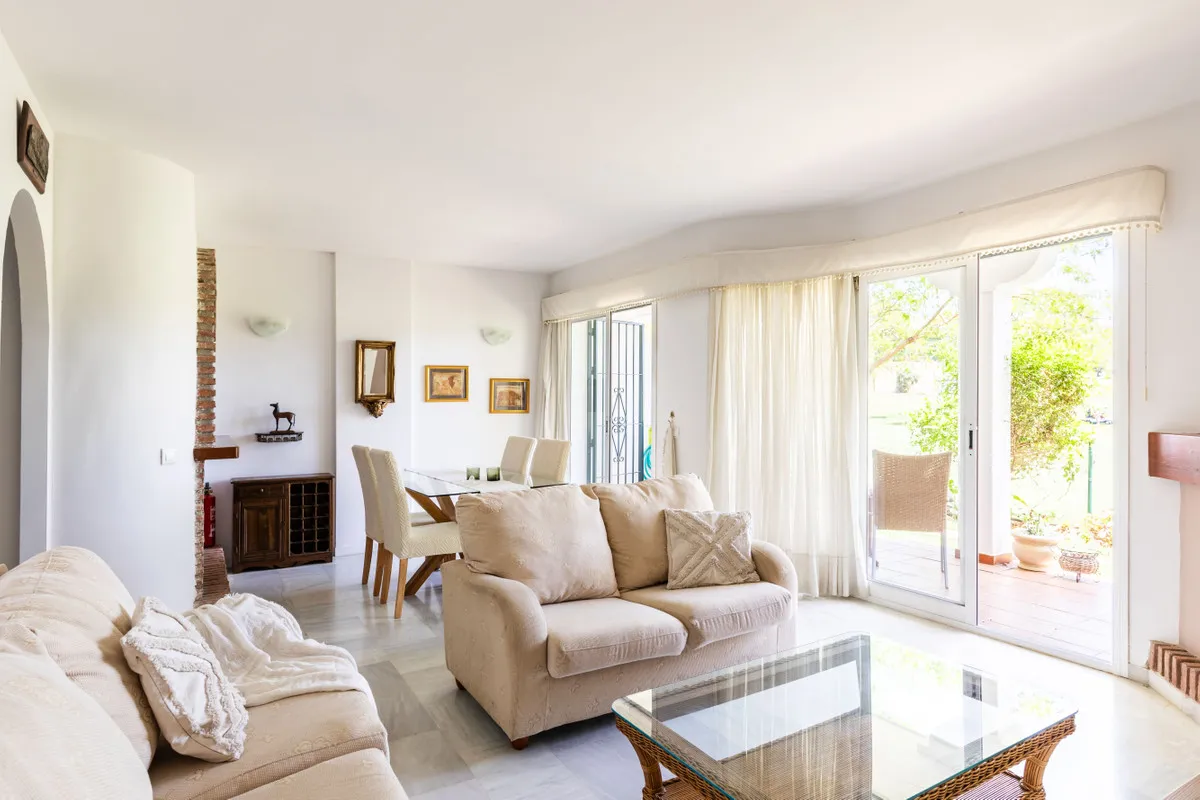 97aa7815-3a09-4acb-b652-89a9c4d91f4e