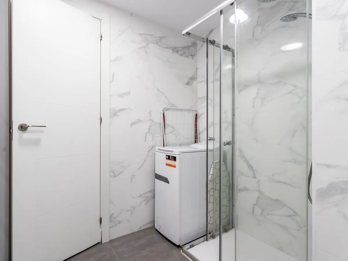 102fff1a-5b38-4175-b4c1-ad3f49175aba