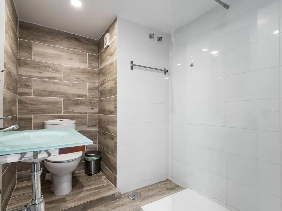 160489f9-08e7-48c8-85e0-62ea76b30674