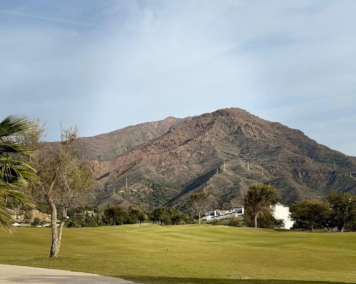 94657dd5-dd22-49ef-8d23-e98dbc5cbc3e