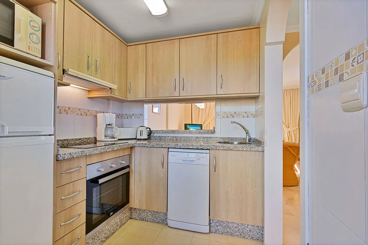 e29cf677-2443-41a1-a448-47c25c1faa17