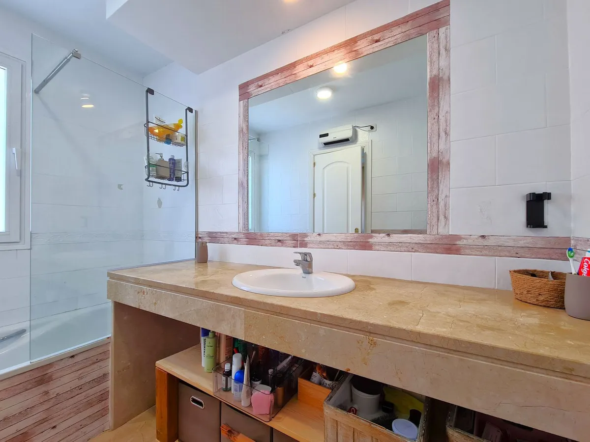 1c555d48-e699-4d0b-bc55-43456696a3cc