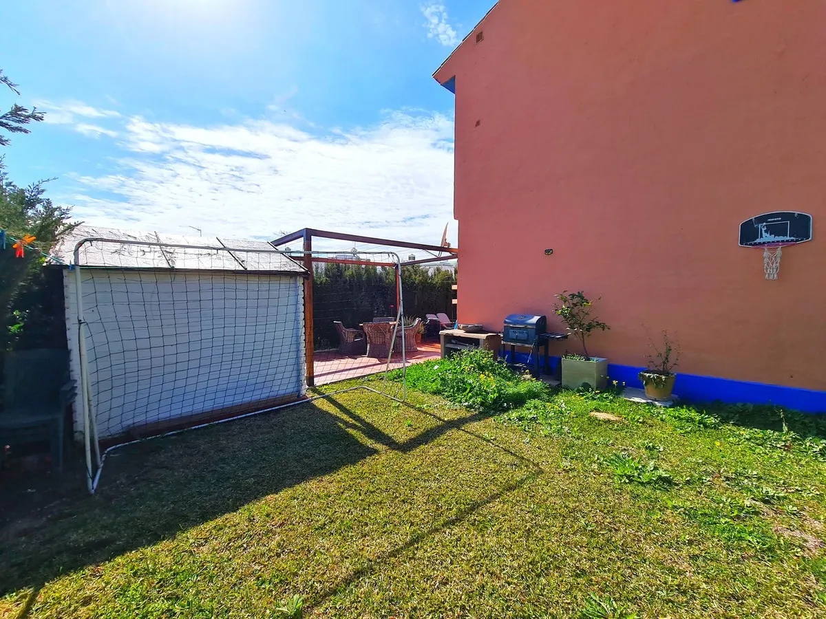 7e8c9acc-ed10-498a-96fd-a230a9402c9b