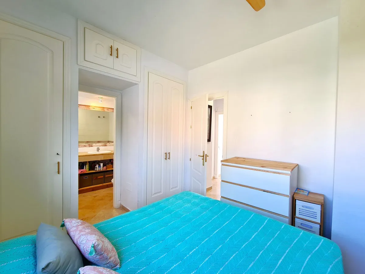 df2c1642-e207-4b56-b8e7-1f3ea326aae0