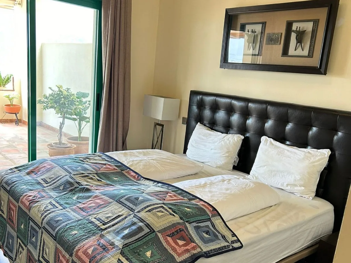 7a56f651-e2f8-40c3-a0dd-017b6eb90a9a