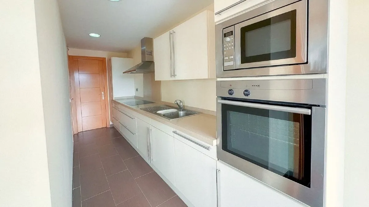 e2a170c3-1e38-47cd-a983-4dcec022a023