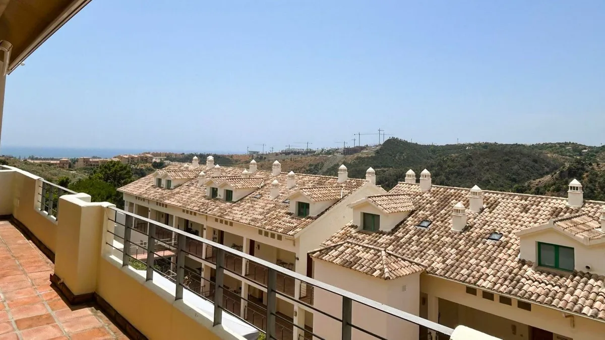 ec7d8639-d51c-4727-b5ff-81d777a197c5