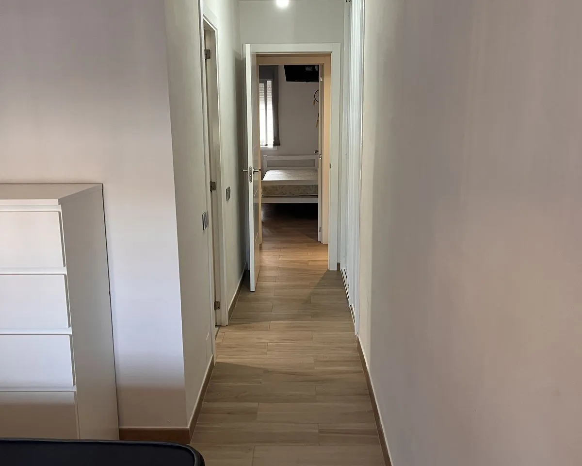 0b02b823-815b-44fb-9b8c-1c5599ceca5b