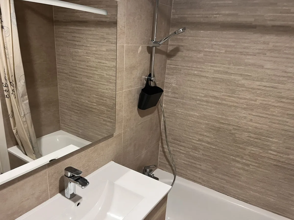 4cced117-3bf8-4bca-8d23-5394c5945f5a