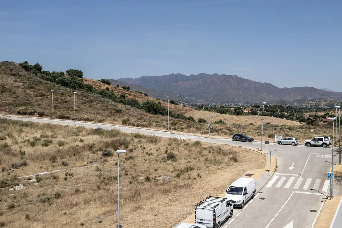 ea99de41-3260-499a-8558-1d78d6af55f2