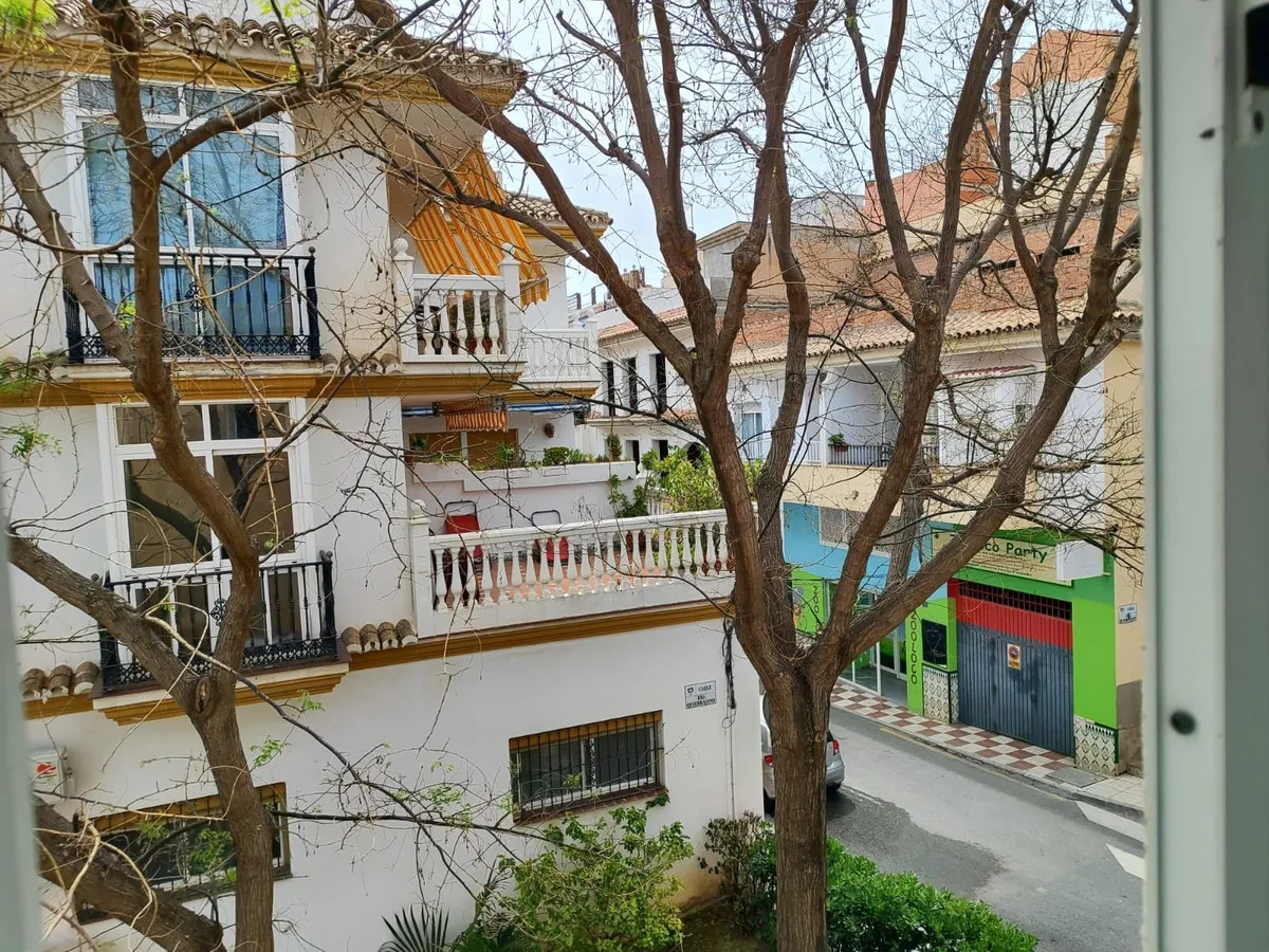 96df0e79-e4bc-488b-bb7b-78f2696ae182