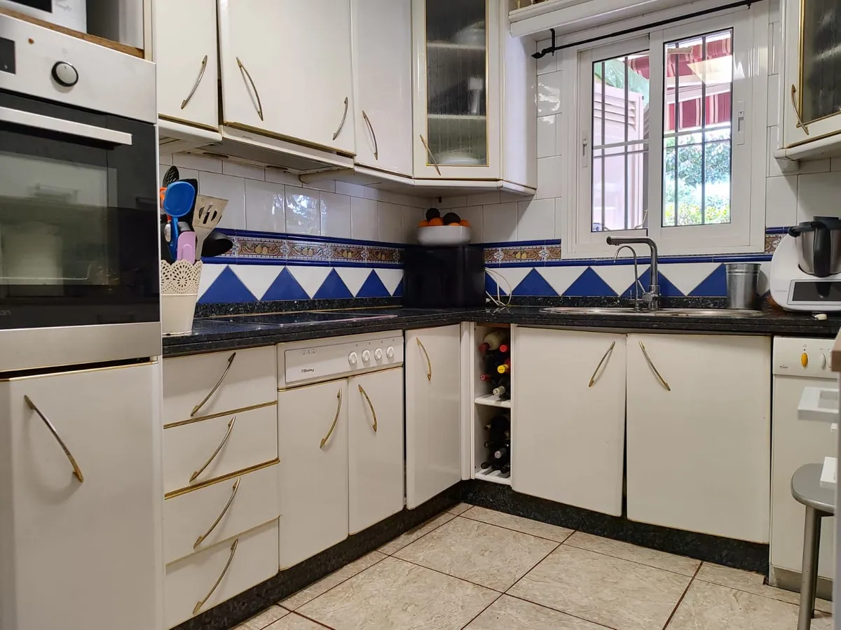 c37b134e-f2cb-4753-b478-5ee9e47b02e0