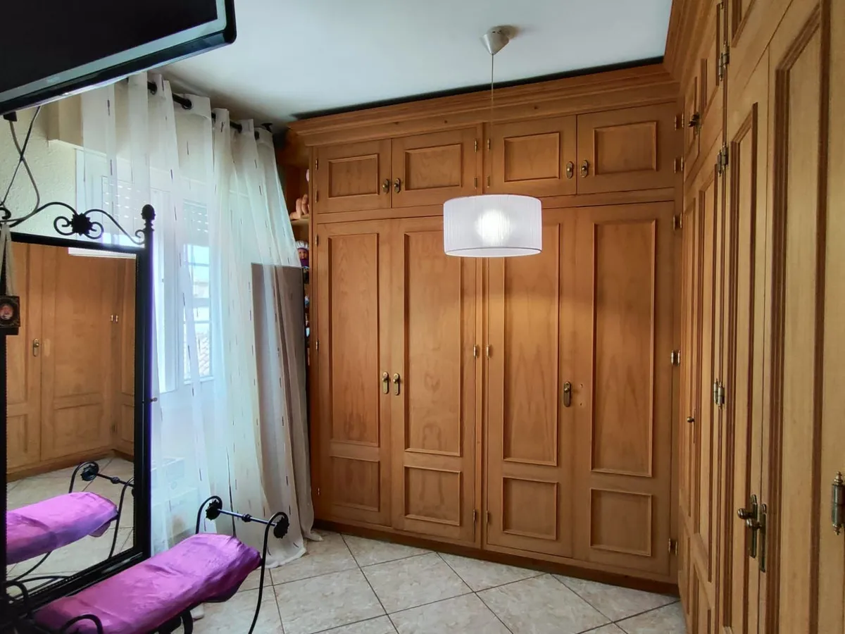 ec5935e1-769b-4418-a52b-3c9ef02af5cd