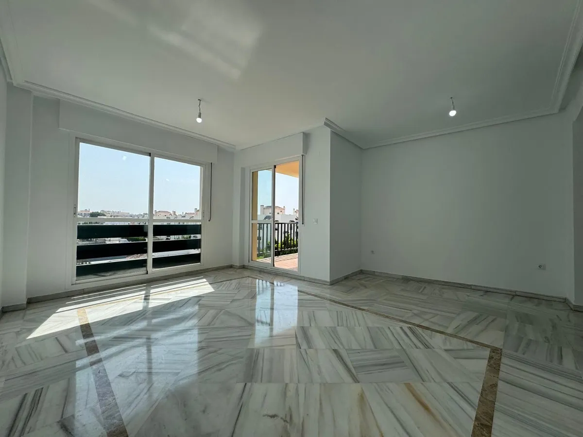 5e3b3de5-cb35-4598-98db-5f106dfcd056