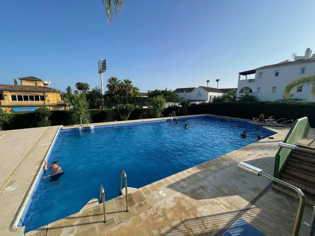 1c74079d-052a-4544-932f-9b03575456f3