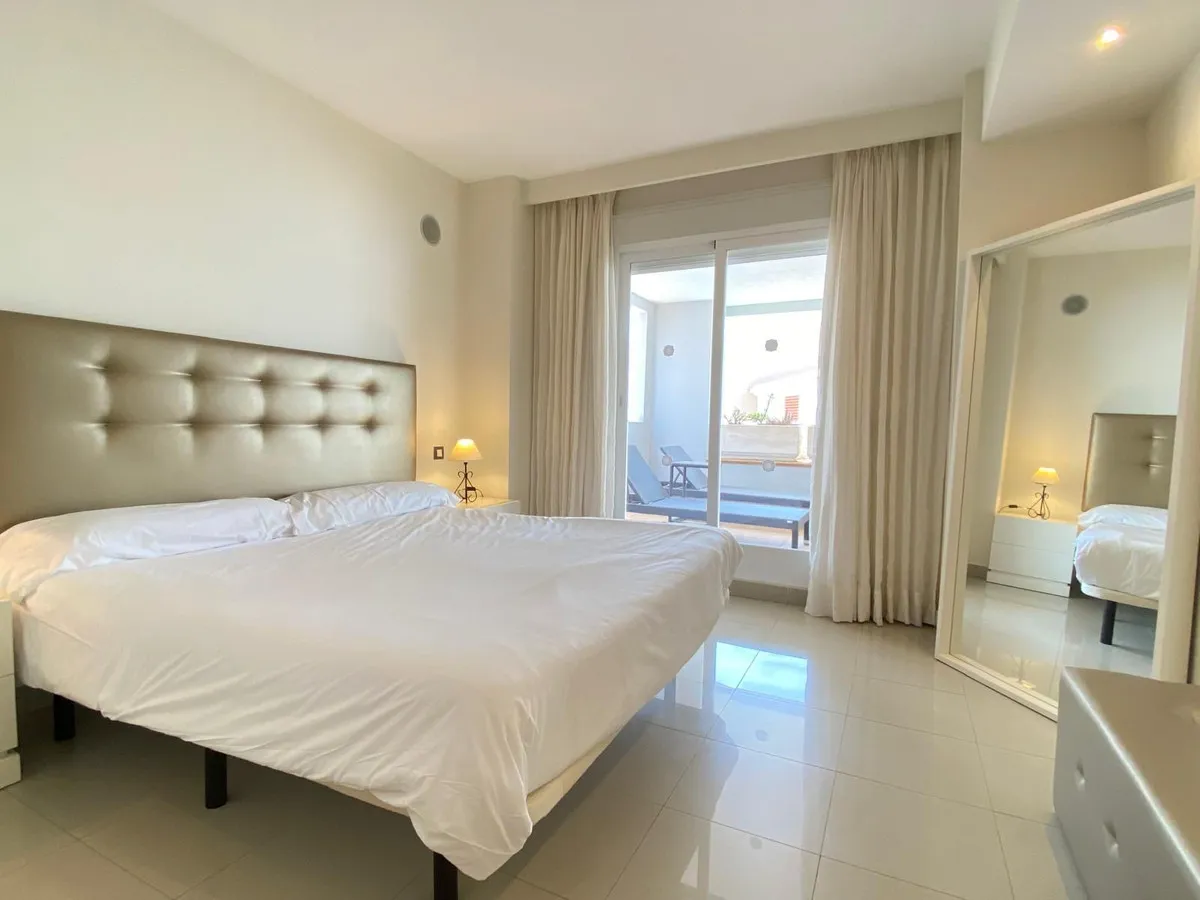 9c54bc65-be1d-4c5c-9d71-a56d0597b799