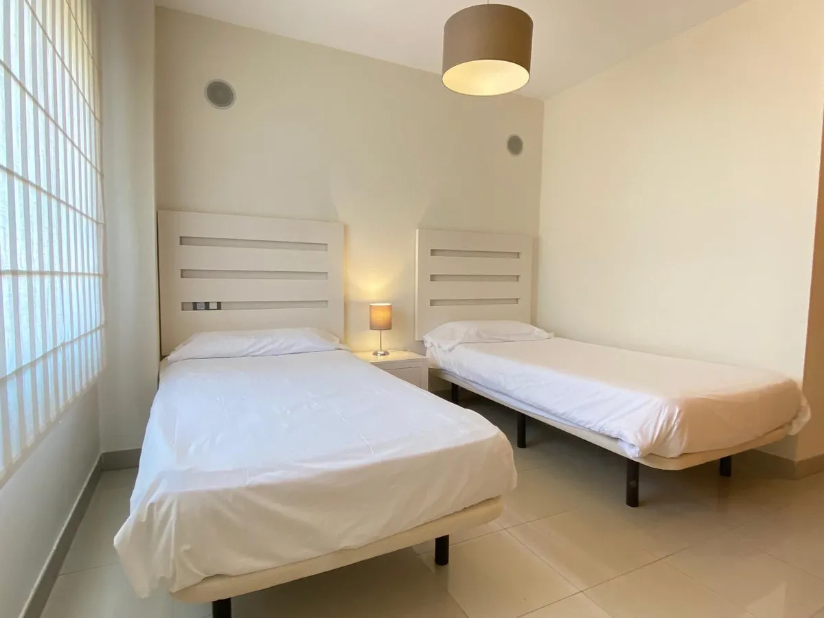 c612cae9-3a56-49dd-82fb-86961815aee7