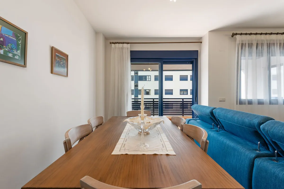 7d1ef243-26bf-4591-aa99-69c698f2c338