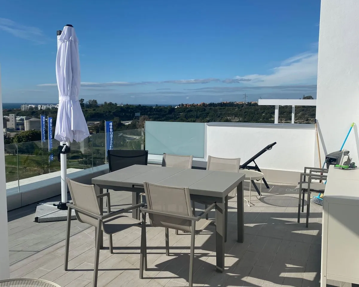 e2e5cbd1-2ed7-4dfb-b697-345196446960