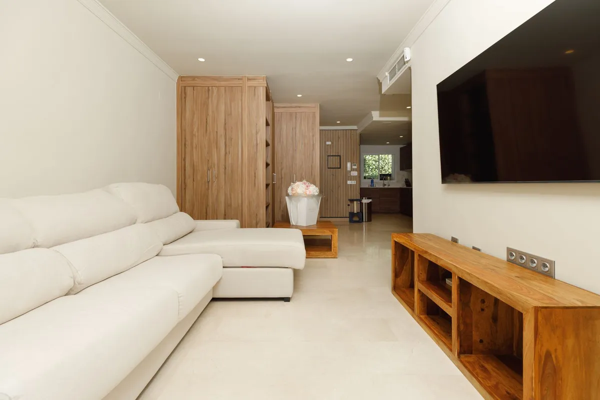 9315e62f-ea96-4749-ae04-e1a929531b54