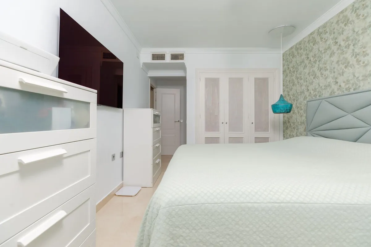 af5bd752-ec5b-4e81-a6d2-ae368cb96305