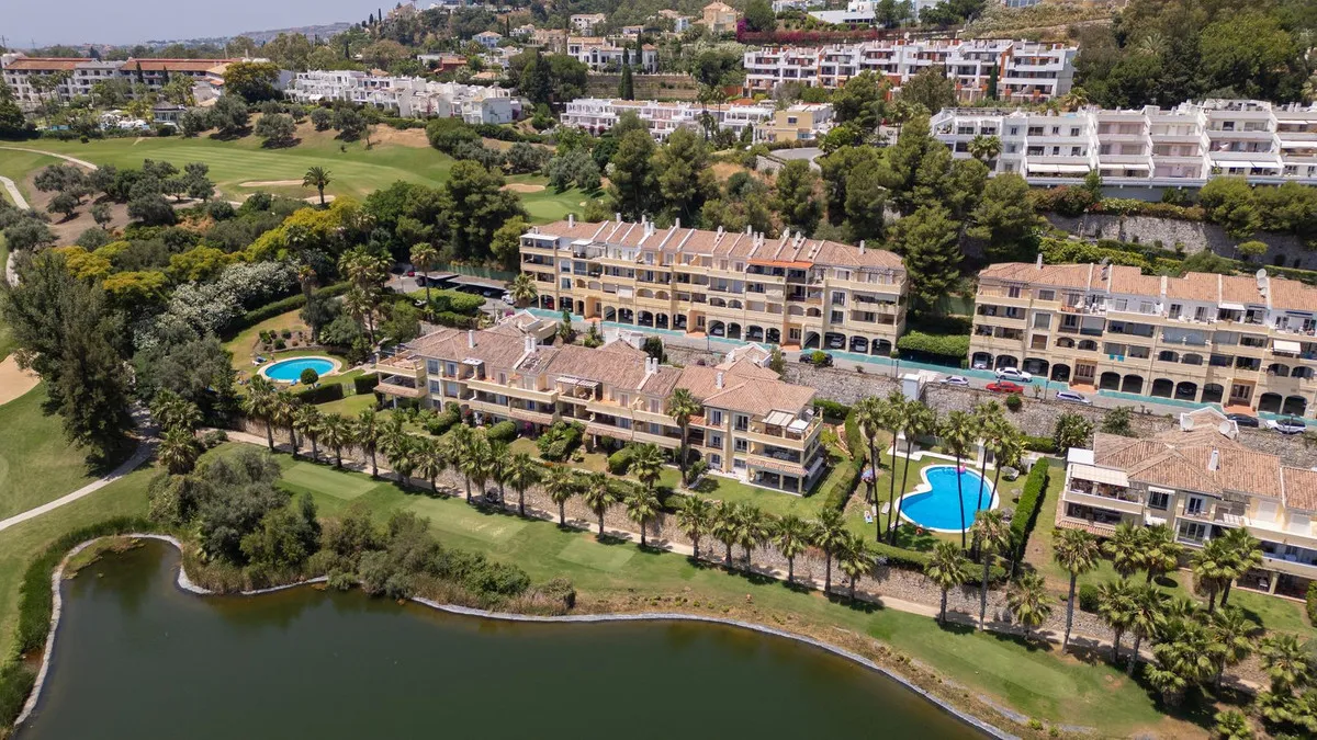 b7d71b55-b214-48fa-9356-3c169b542740