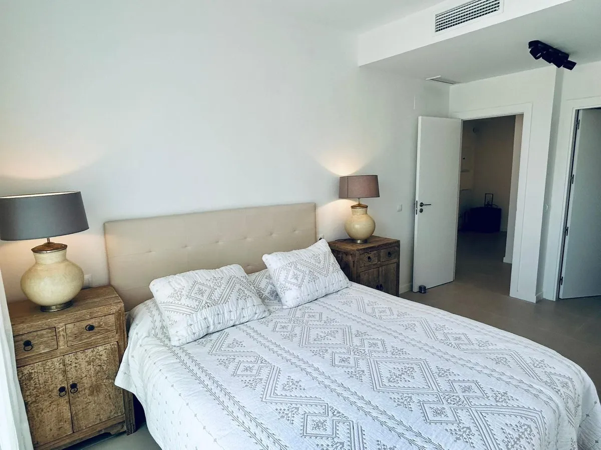 98e5bfc4-0a1e-4685-b4a0-40ea0a5c5284