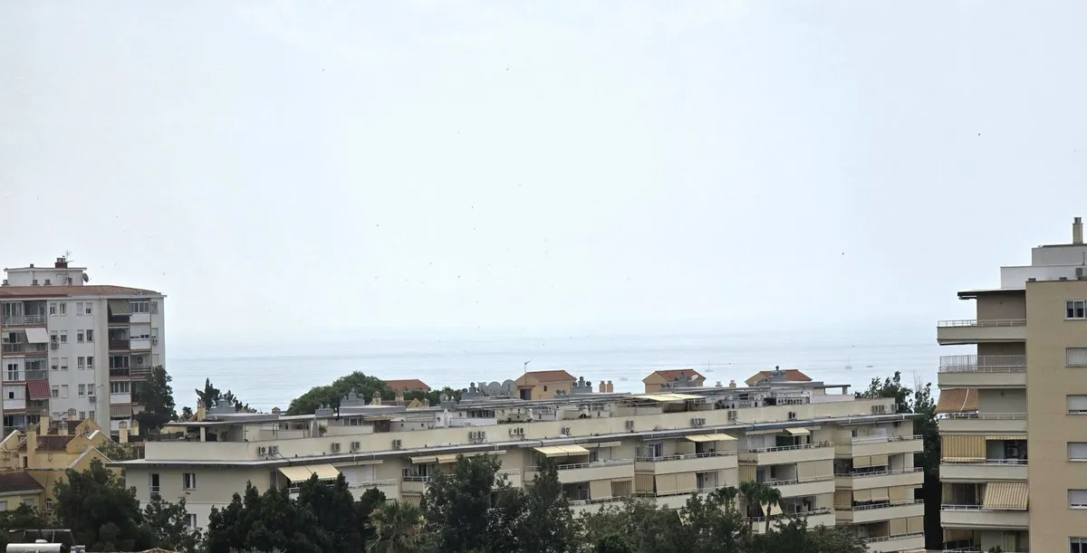 deeb4e55-78b6-468f-a6fc-747683efa31c