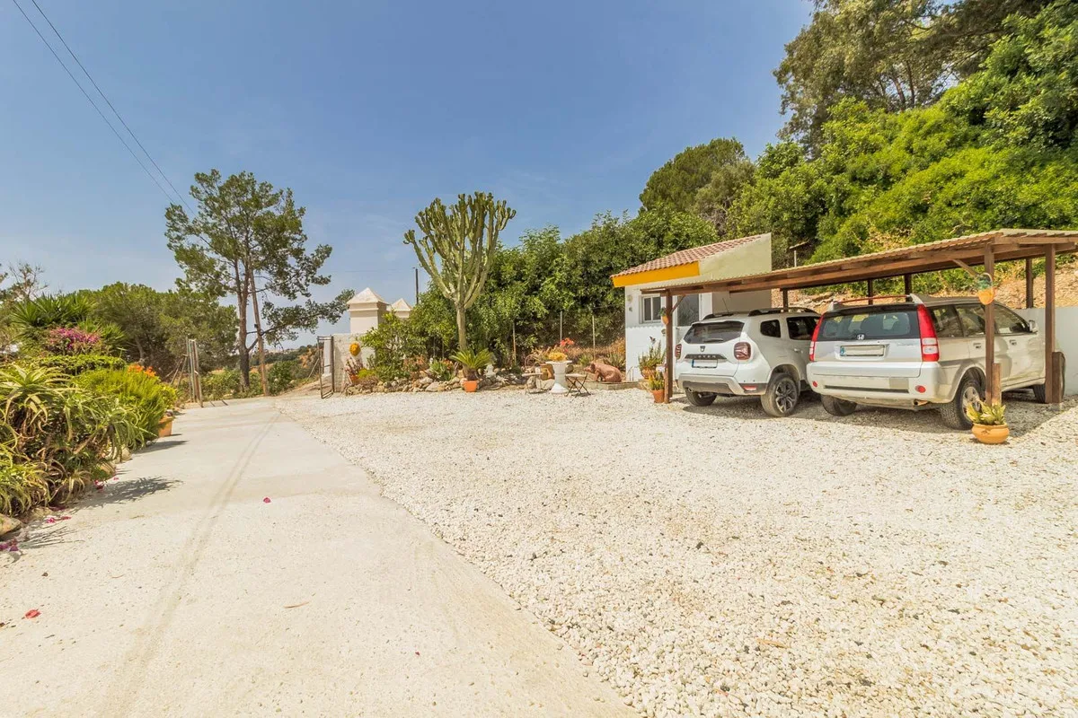 43987220-aa8b-41e1-b8f2-fa945084680d