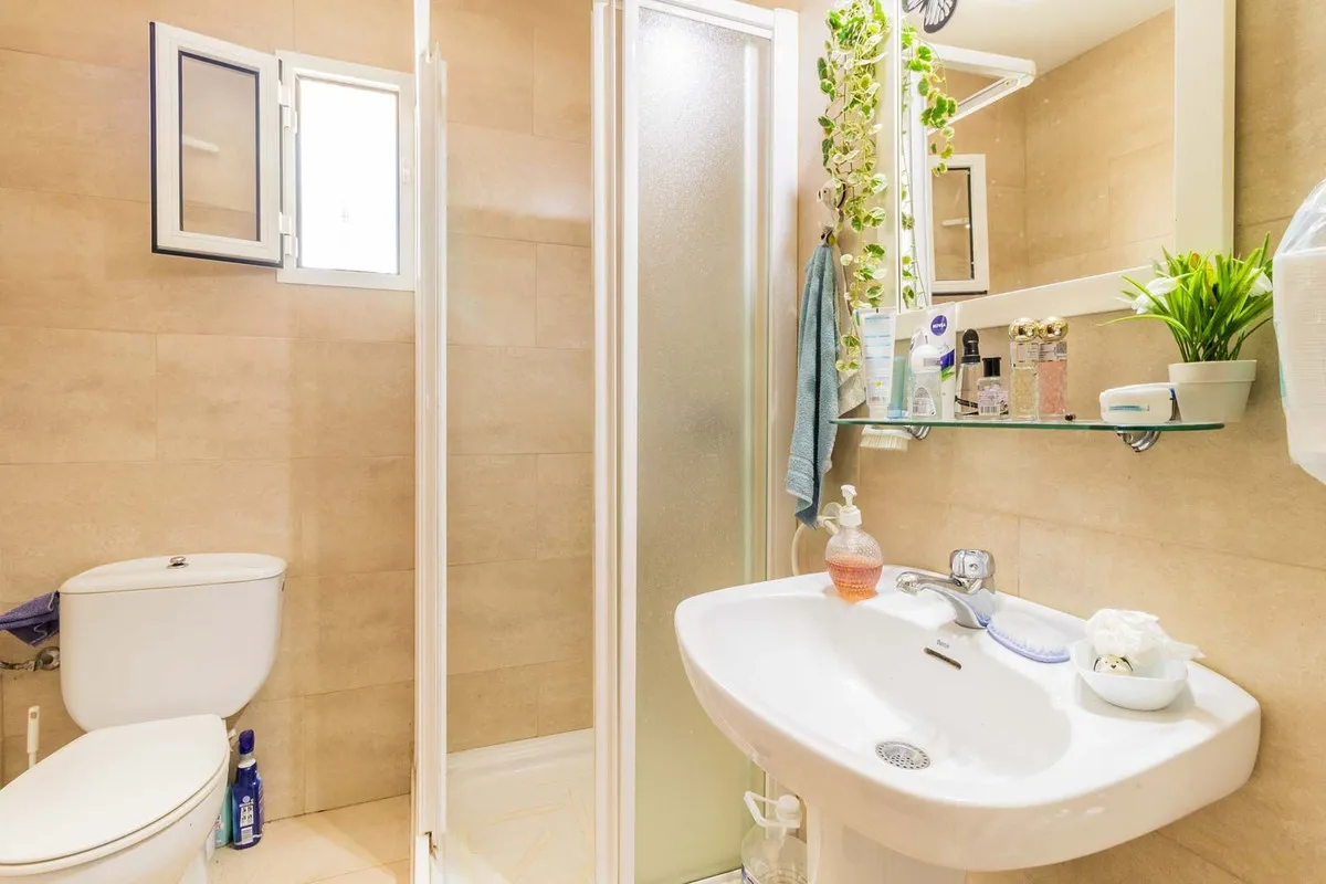 8c98adbc-c018-4382-8311-36dc604f57dc