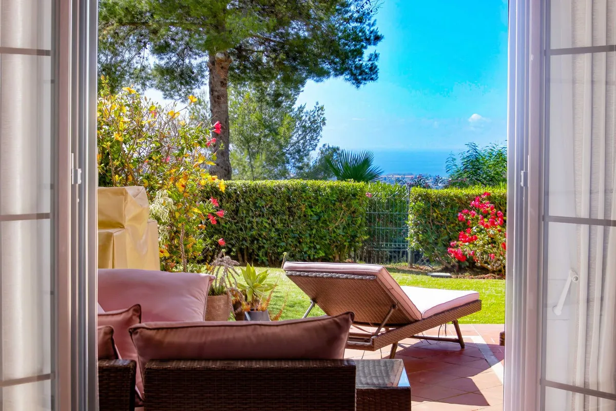 0d703059-dcac-4aa3-8b88-f6999428f5d5