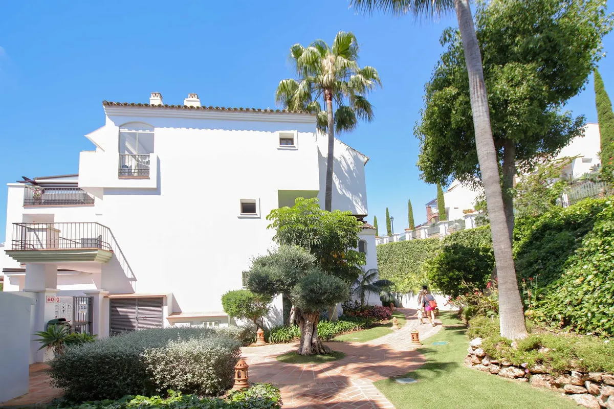 4fd68fe1-b542-4344-bccb-c163d1446c5b