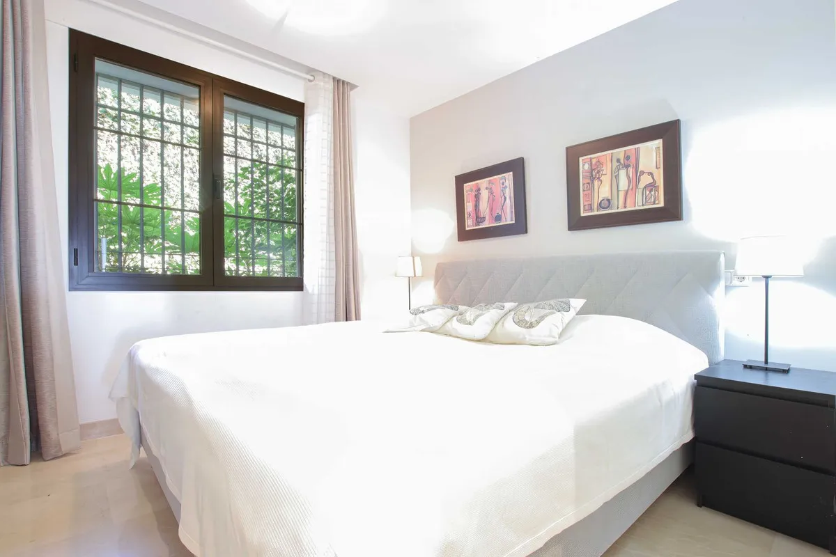 f3eb5c47-61fd-440a-8f4d-ad5a5dfed5ad