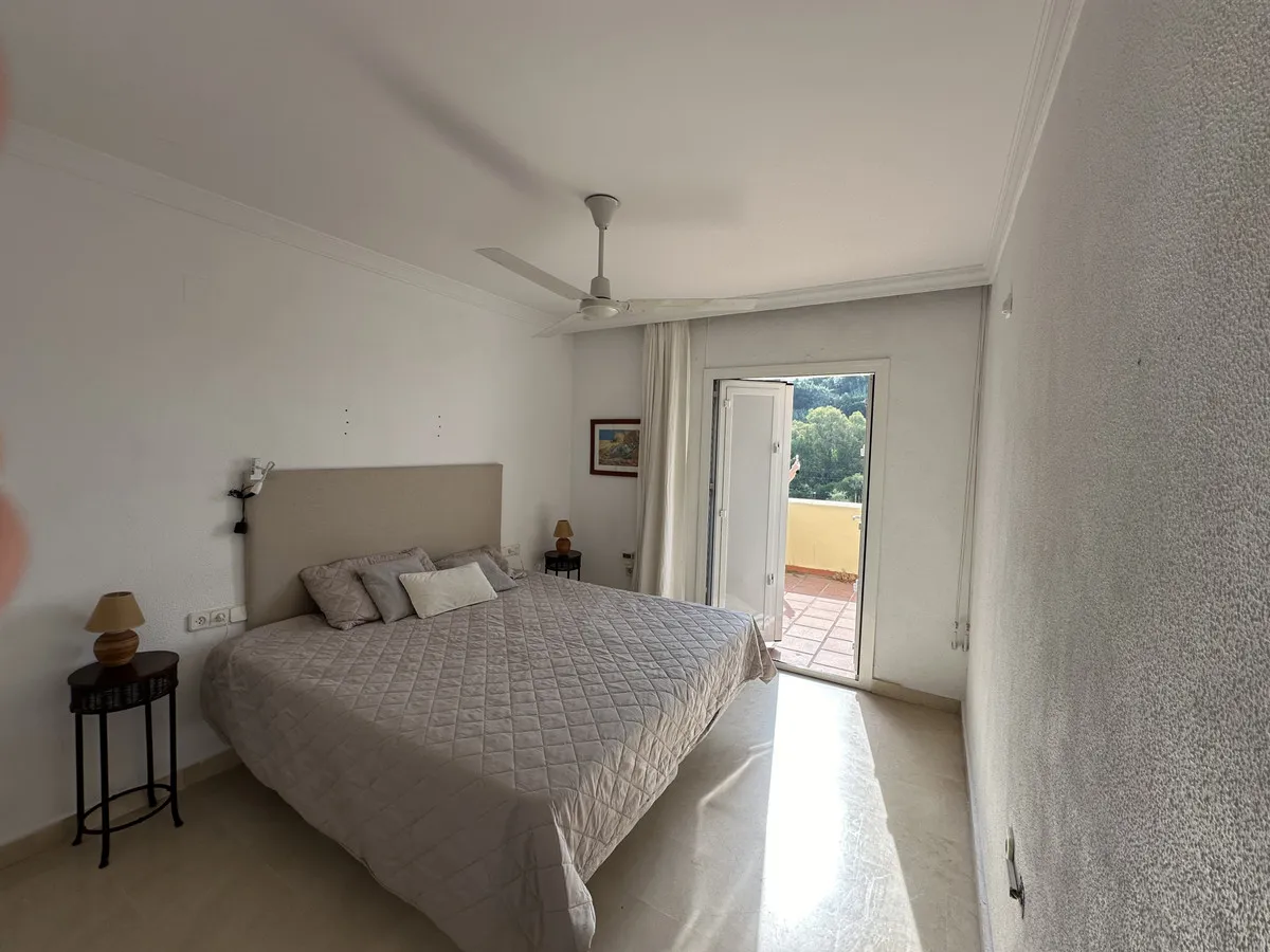 3edb07ab-9fa3-408d-82ba-e34f30d66290