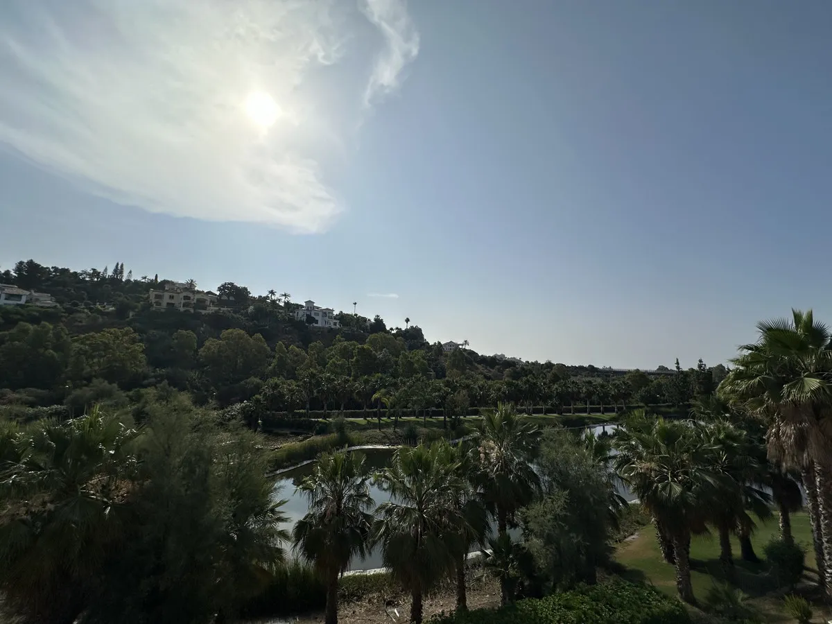 88898fb6-fa64-45f3-9c2b-3d5048a5b882