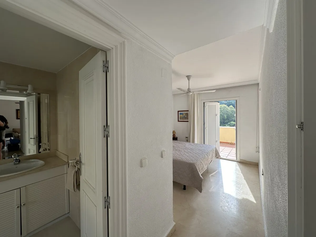 ad46dfee-dcf6-464a-b45c-c6e257d3a30e