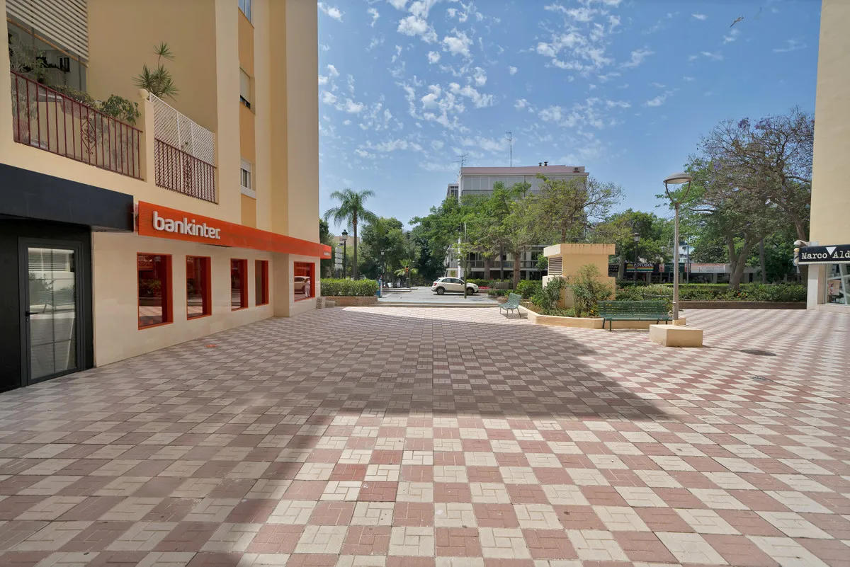 9d6a9171-f100-4c99-8f13-c507f439fbee