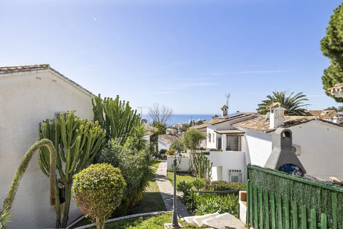 0a7db981-d011-4bf1-9e4f-035ef4101f7a