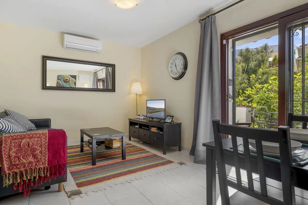 143b6536-82bc-46dd-b1c6-808d84450bed