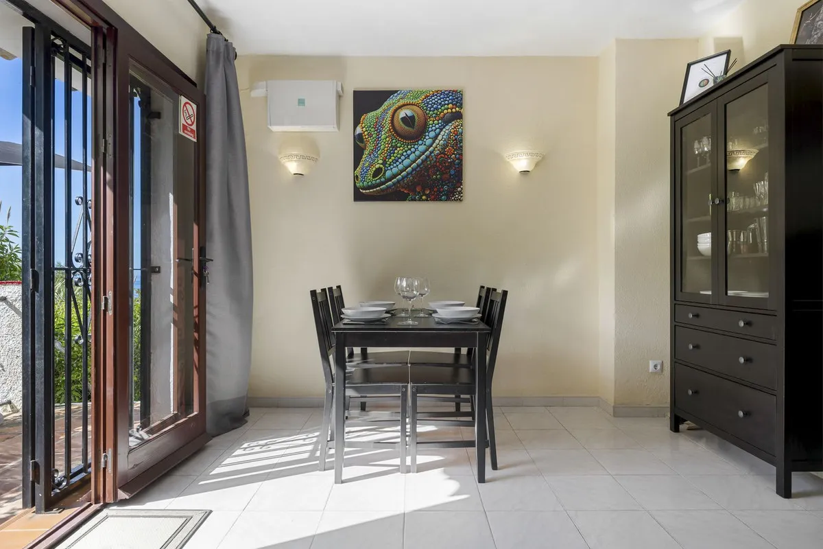 3a4701b2-d119-42df-b54d-bb97c7b56e85